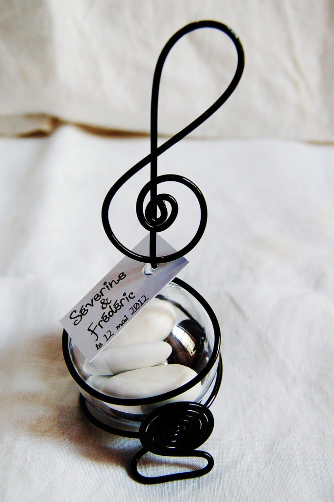 Dragée mariage musique clé de sol noir et blanc